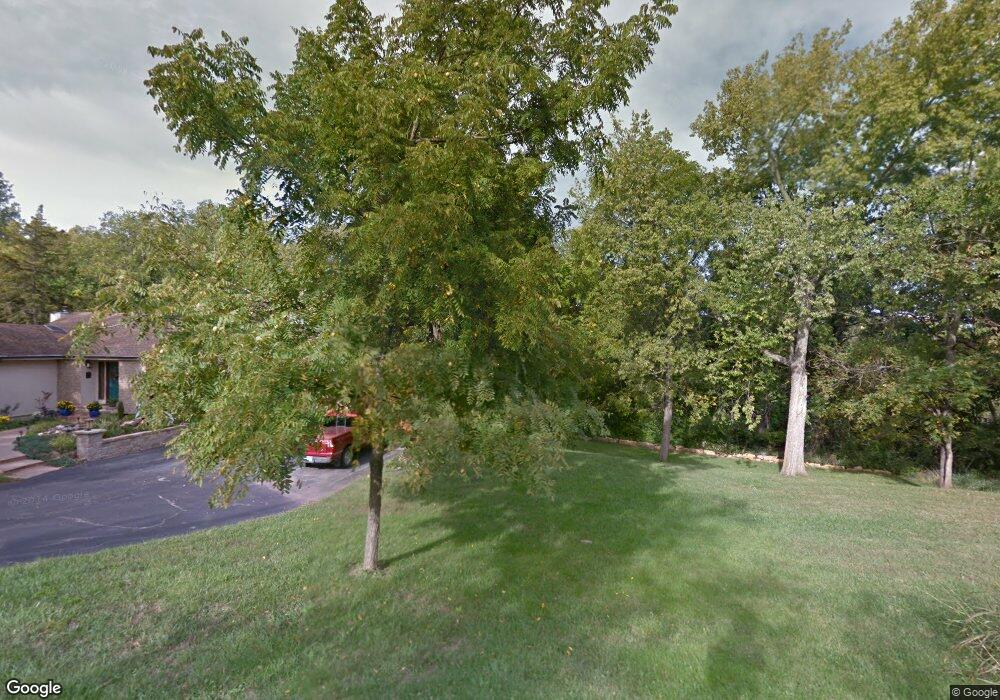 7524 Twilight Ln, Shawnee, KS 66217 - photo 1