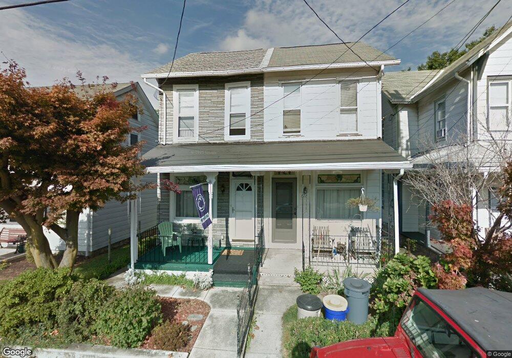 679 Mountain View Rd, Reading, PA 19607 - photo 1