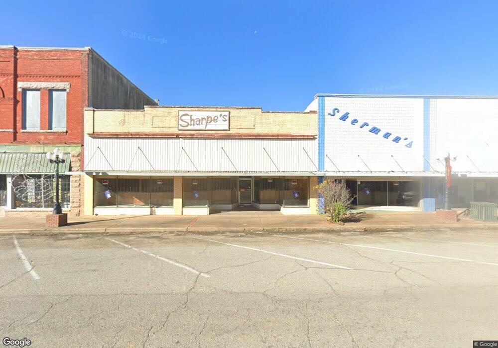 107 N Broadway St, Hugo, OK 74743 - photo 1