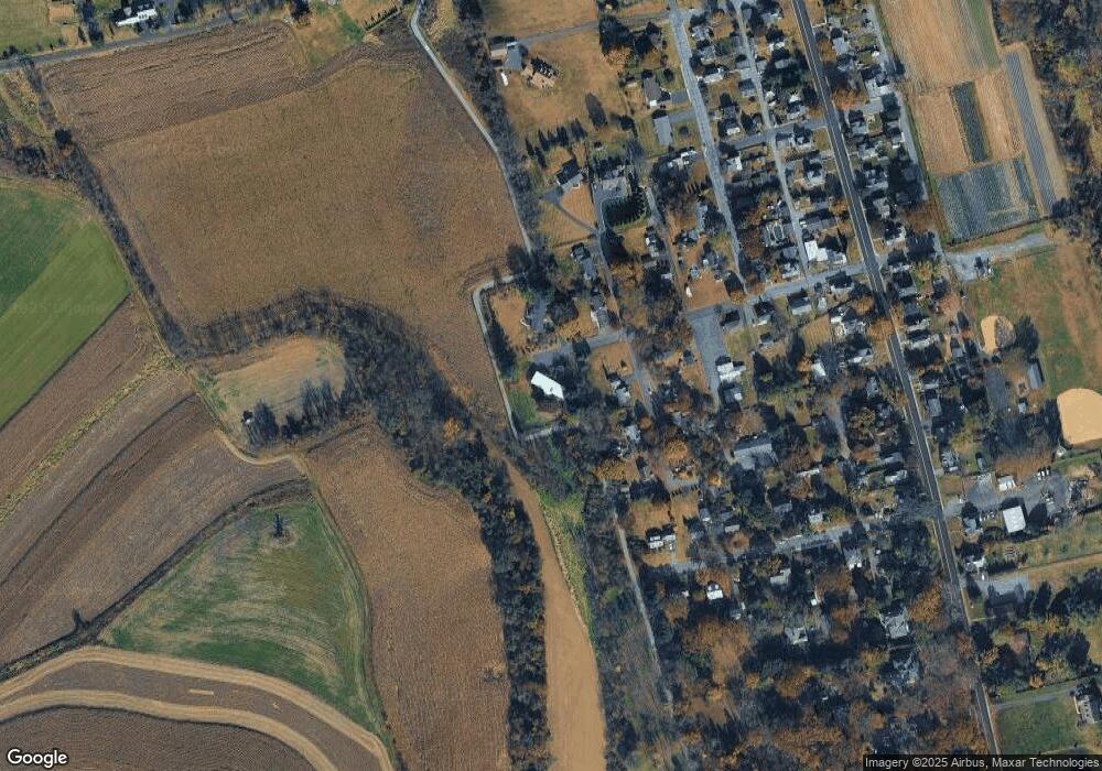 302 Ash Ln, Riegelsville, PA 18077 - photo 1