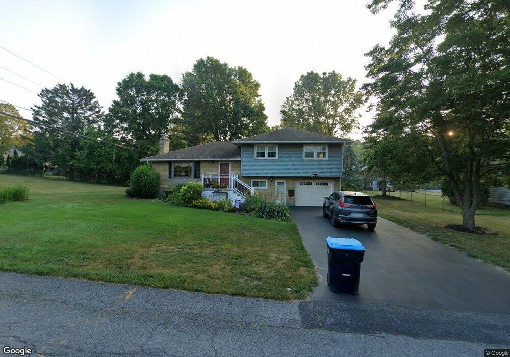 2 Turnstile Dr, Albany, NY 12203 - photo 1