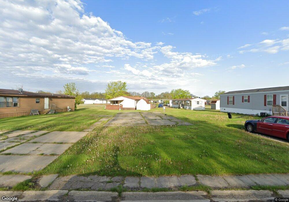 95 E Suffolk Ct, Flint, MI 48507 - photo 1