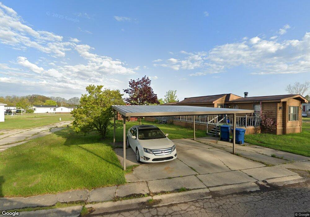 96 E Suffolk Ct, Flint, MI 48507 - photo 1