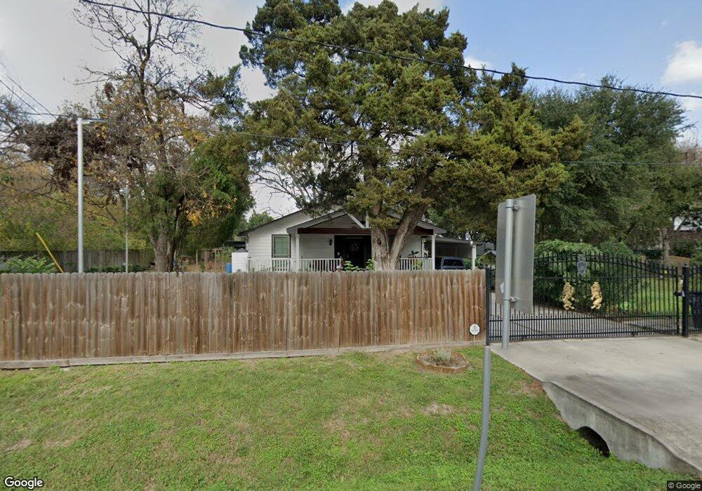 728 Millville Dr, Houston, TX 77091 - photo 1