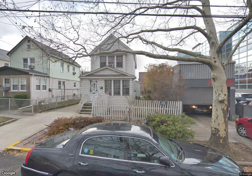 8016 160th St, Jamaica, NY 11432 - photo 1