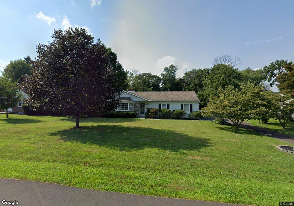 880 Central Ave, Southampton, PA 18966 - photo 1