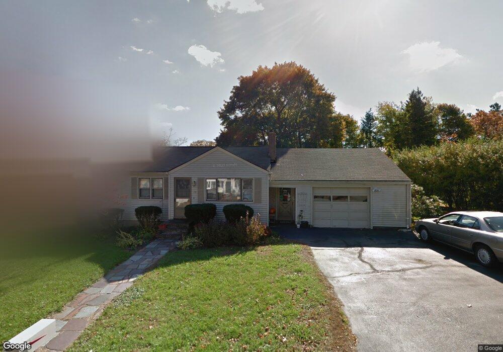 23 Day Cir, Woburn, MA 01801 - photo 1