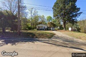 347 Fairview Rd SW, Camden, AR 71701