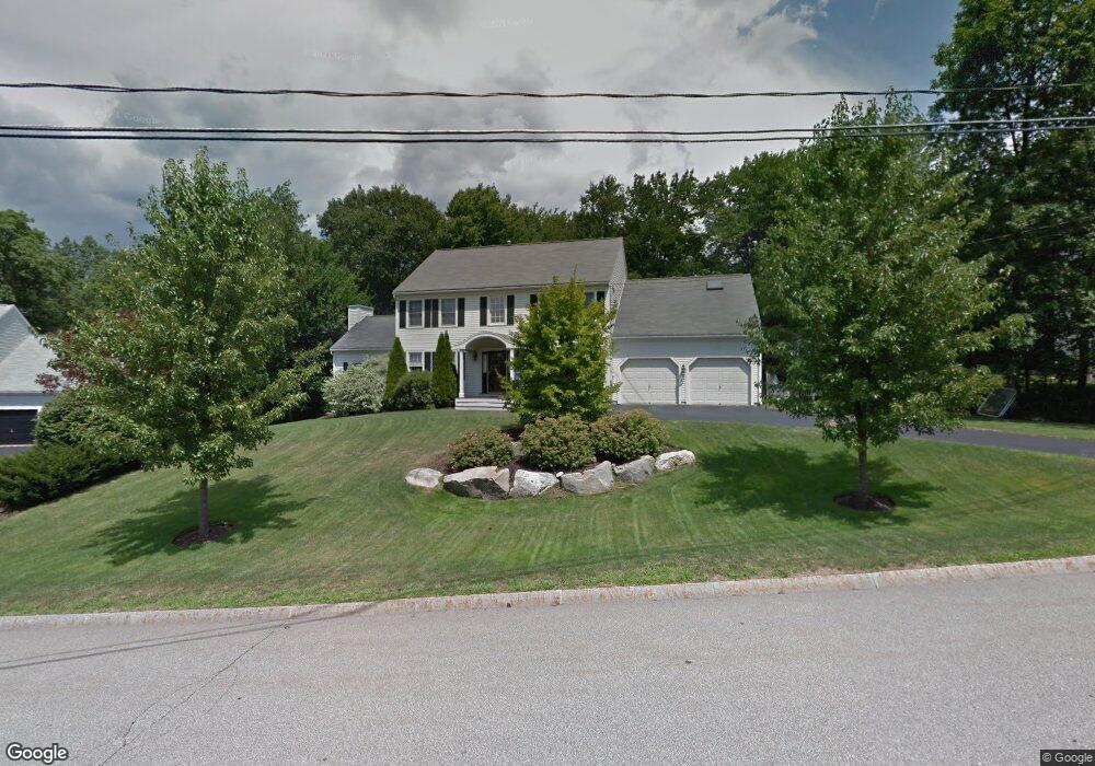 89 Tennyson Dr, Manchester, NH 03104 - photo 1