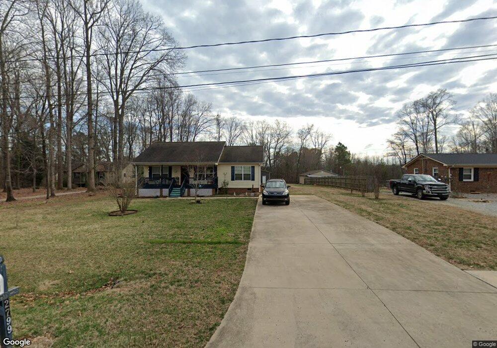 2799 White Ln, High Point, NC 27263 - photo 1