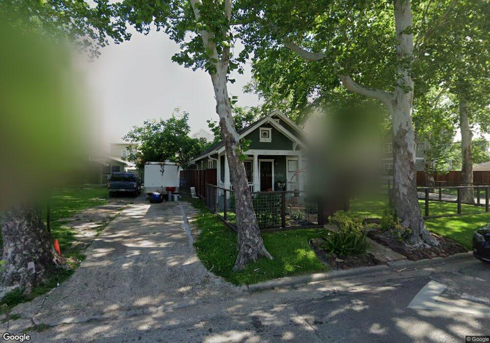 845 Aurora St, Houston, TX 77009 - photo 1