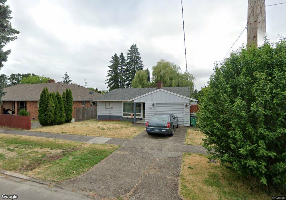 212 E 3rd St, Newberg, OR 97132 - photo 1