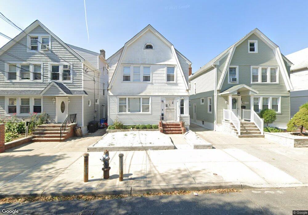 10934 97th St, Ozone Park, NY 11417 - photo 1