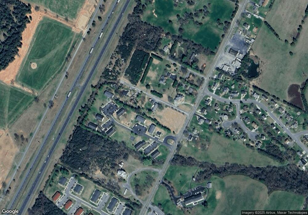 135 Shipp St, New Market, VA 22844 - photo 1