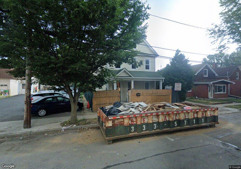 4 S 8th St, New Hyde Park, NY 11040 - photo 1