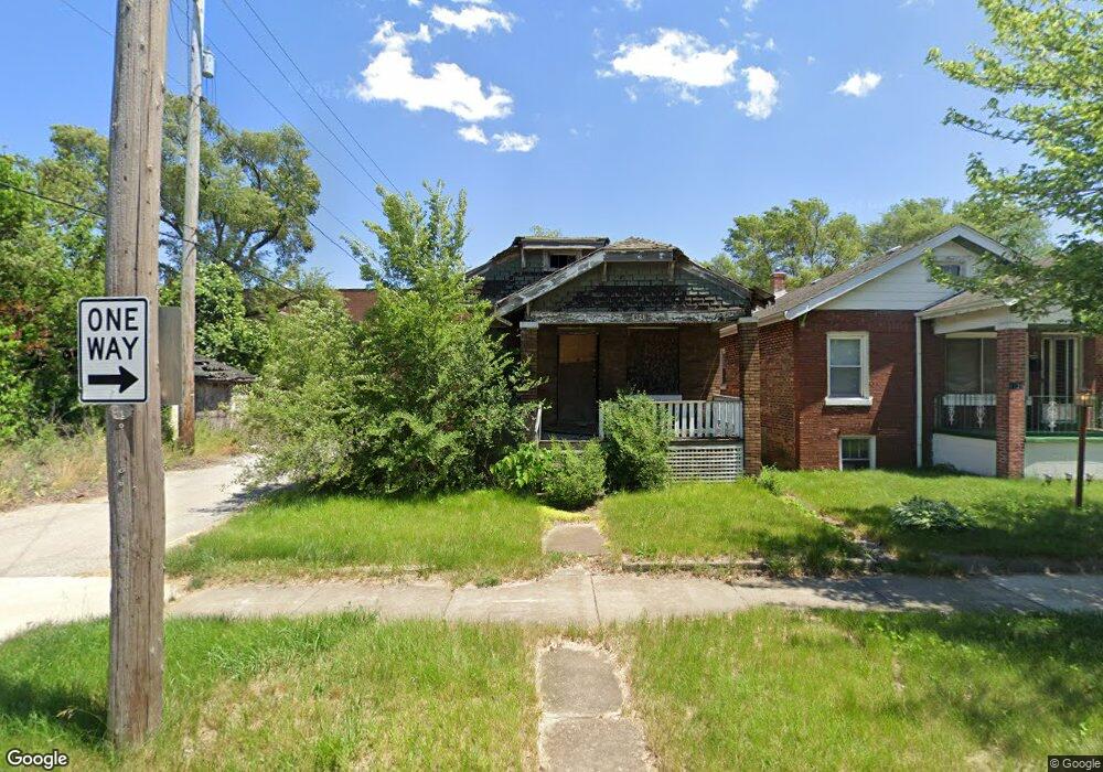 1121 Tyler St, Gary, IN 46407 - photo 1