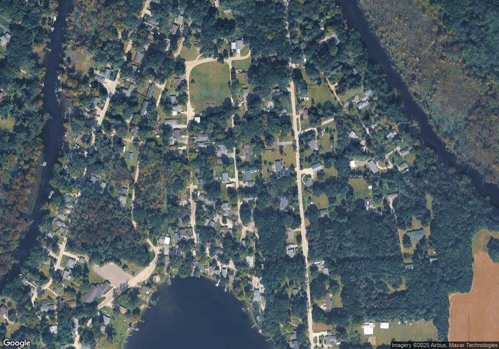 9635 Sunnyside Rd, Whitmore Lake, MI 48189 - photo 1