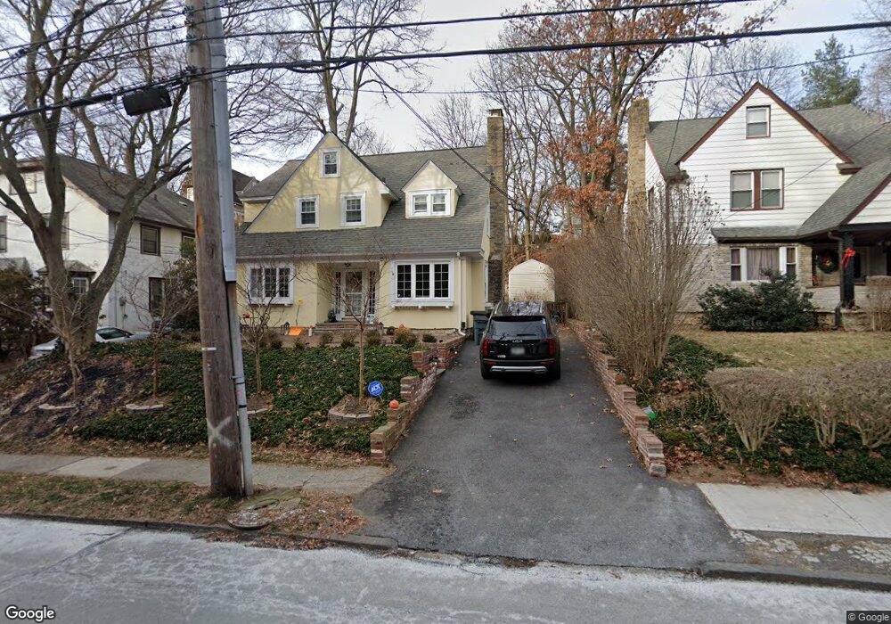 263 Bronxville Rd, Bronxville, NY 10708 - photo 1