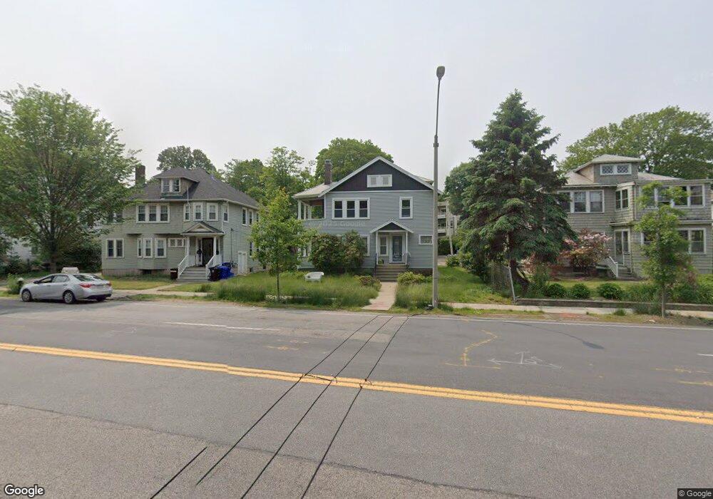 665 Hammond St, Chestnut Hill, MA 02467 - photo 1