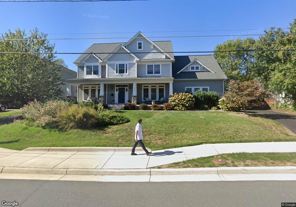 6940 Birch St, Falls Church, VA 22046 - photo 1