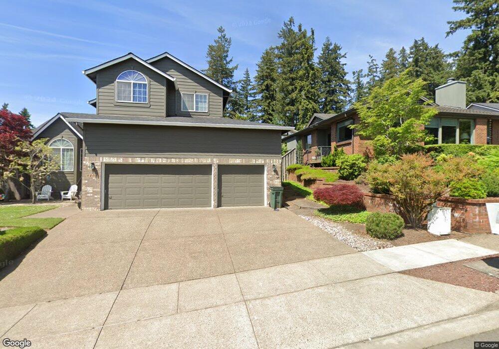 8355 SW Davies Rd, Beaverton, OR 97008 - photo 1