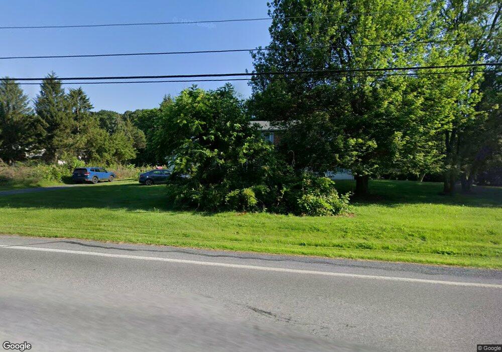 6359 Beverly Hills Rd, Coopersburg, PA 18036 - photo 1