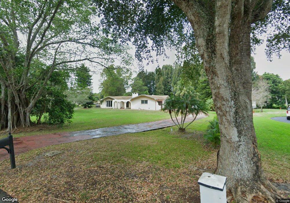 11141 SW 40th Ct, Davie, FL 33328 - photo 1