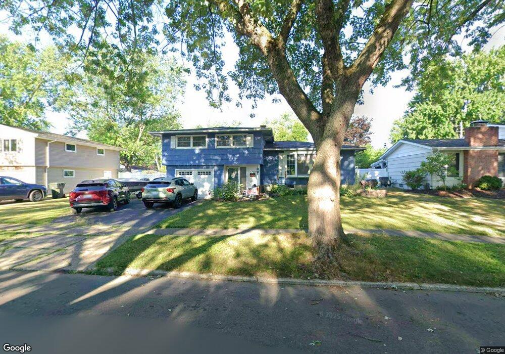 1314 Greenbrier Ln, North Tonawanda, NY 14120 - photo 1