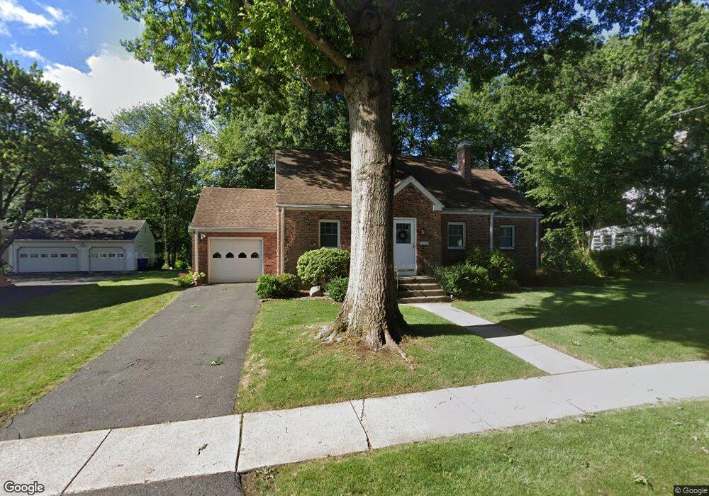 17 Kellogg St, Windsor, CT 06095 - photo 1