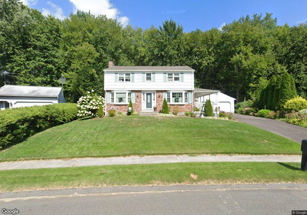 34 Edgewood Dr, Enfield, CT 06082 - photo 1