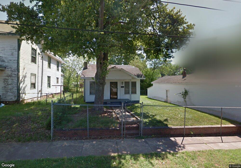 324 S Oak St, Statesville, NC 28677 - photo 1