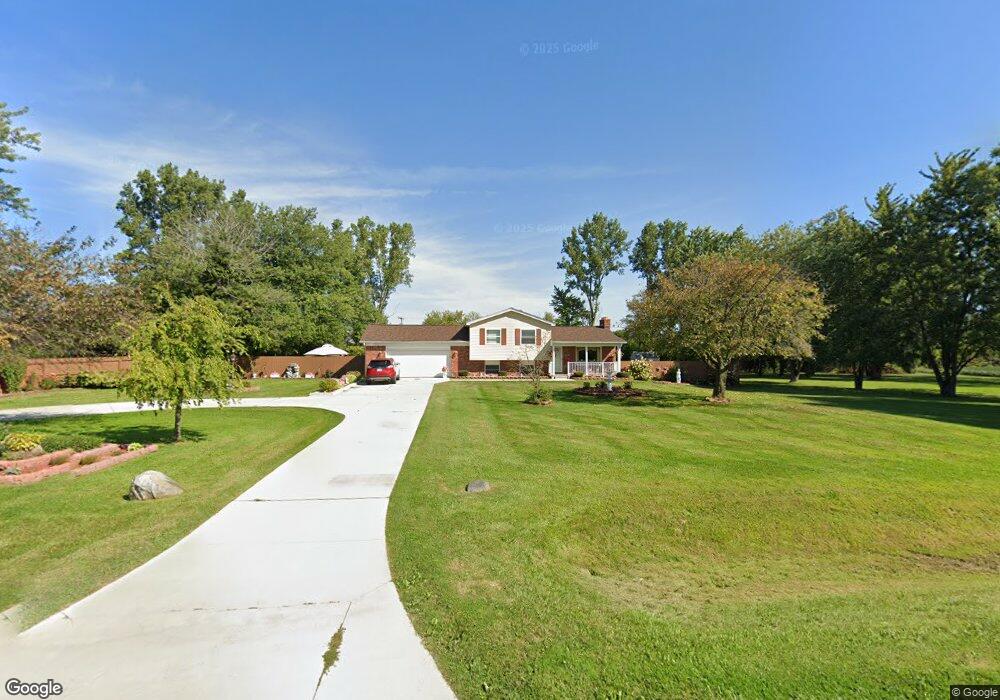 2650 W Sigler Rd, Carleton, MI 48117 - photo 1