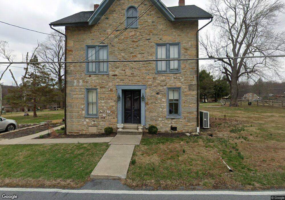 2555 Hill Rd, Reading, PA 19606 - photo 1