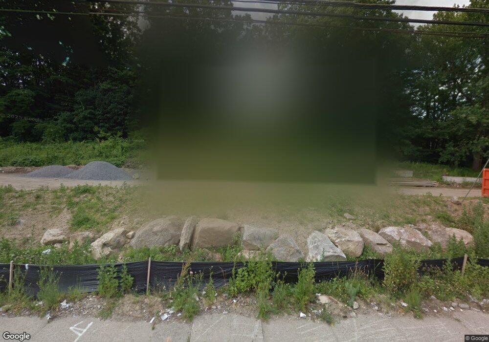 427 Chase Ave, Waterbury, CT 06704 - photo 1