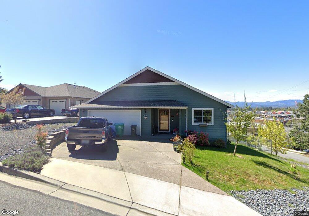 1602 Hilltop View, Grants Pass, OR 97527 - photo 1