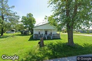 406 Railroad St, Saint Peter, IL 62880