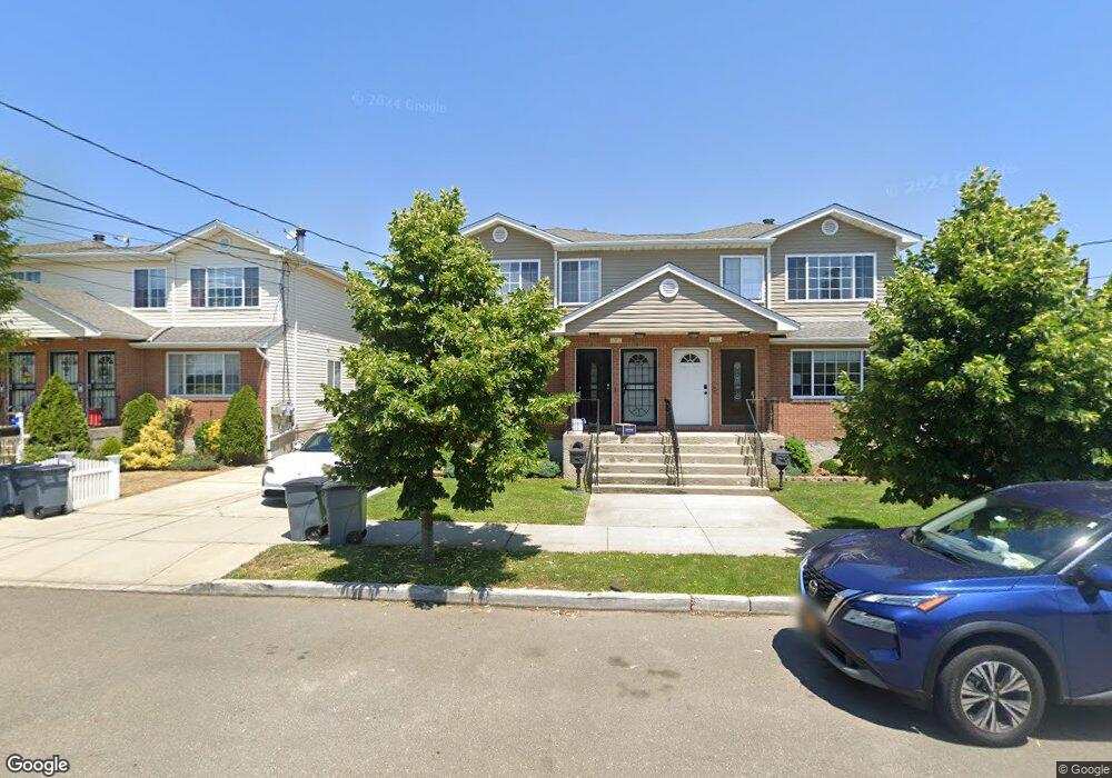 15 W 20th Rd, Broad Channel, NY 11693 - photo 1
