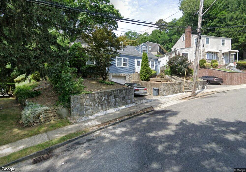 9 Linn Ave, Yonkers, NY 10705 - photo 1