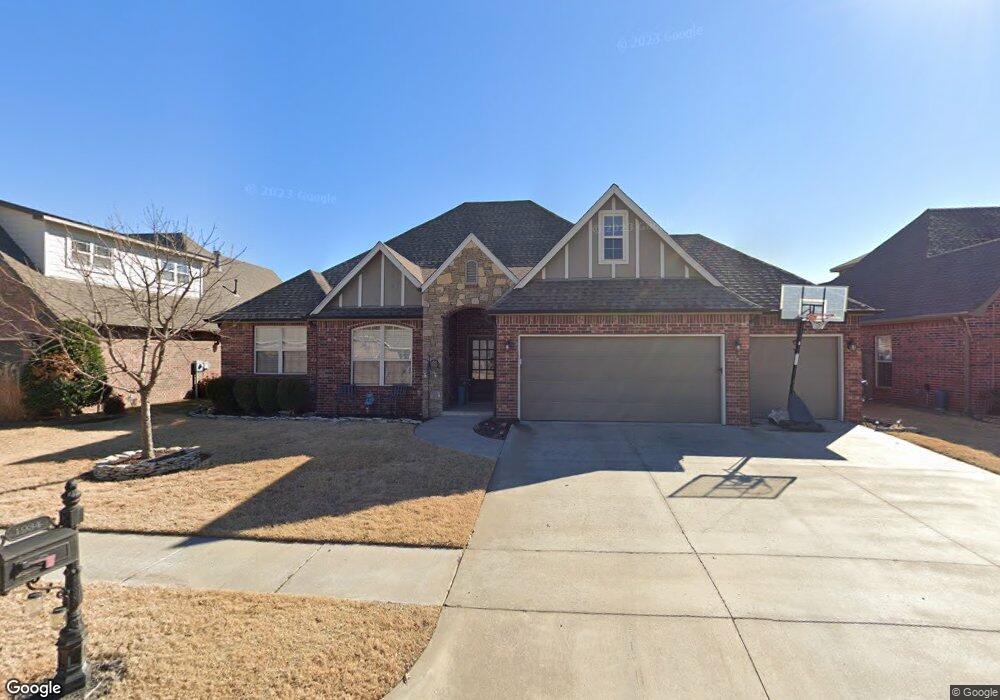 1934 E 135th St S, Bixby, OK 74008 - photo 1