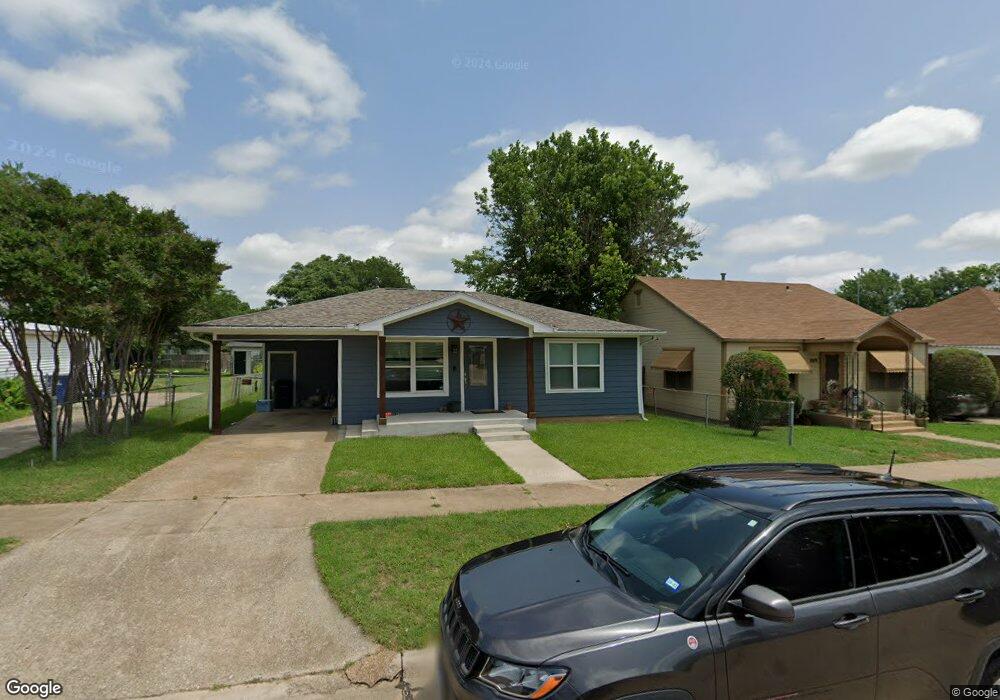 811 W Shepherd St, Denison, TX 75020 - photo 1