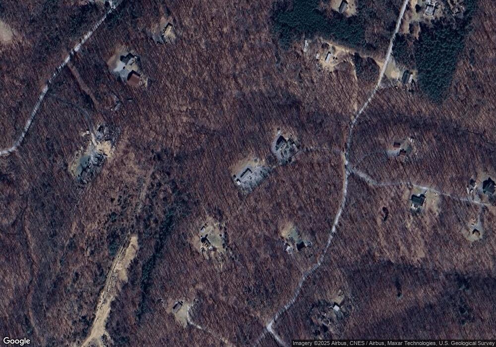 823 Mitchem Ln, Hedgesville, WV 25427 - photo 1