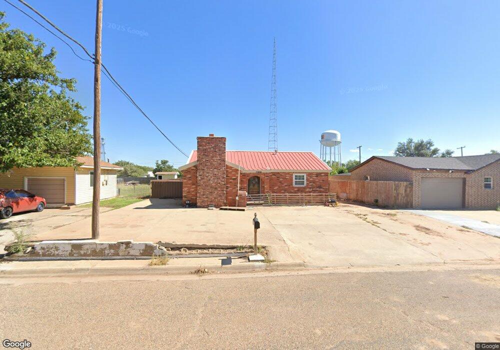 1015 Miller Ave, Dumas, TX 79029 - photo 1