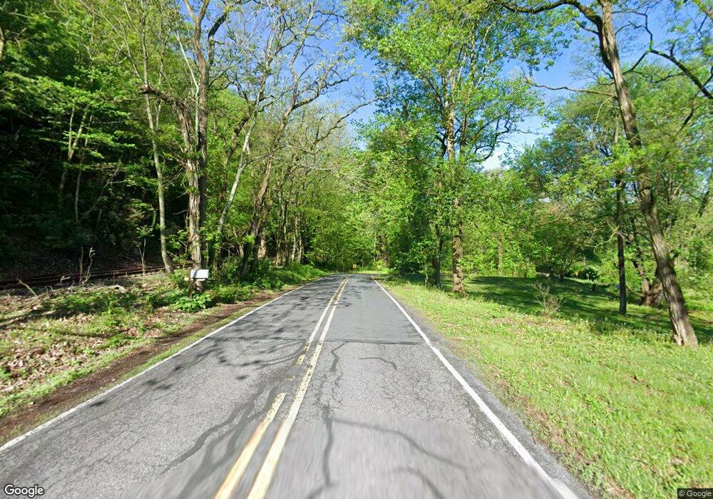 3936 5 Locks Rd, Perry Township, PA 19555 - photo 1