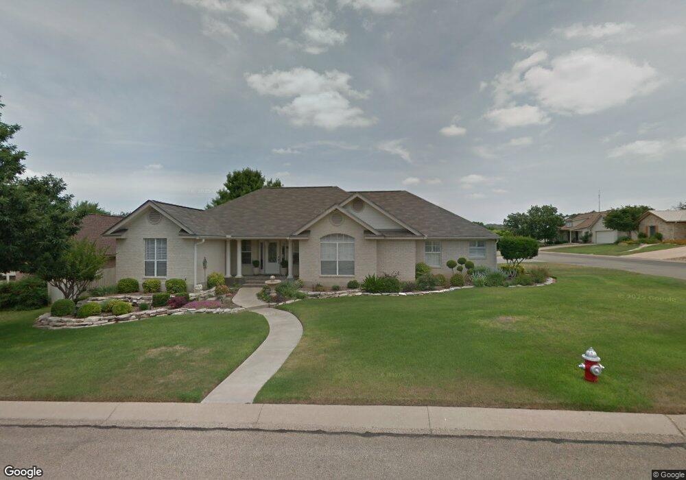 602 Lupine Ln, Fredericksburg, TX 78624 - photo 1