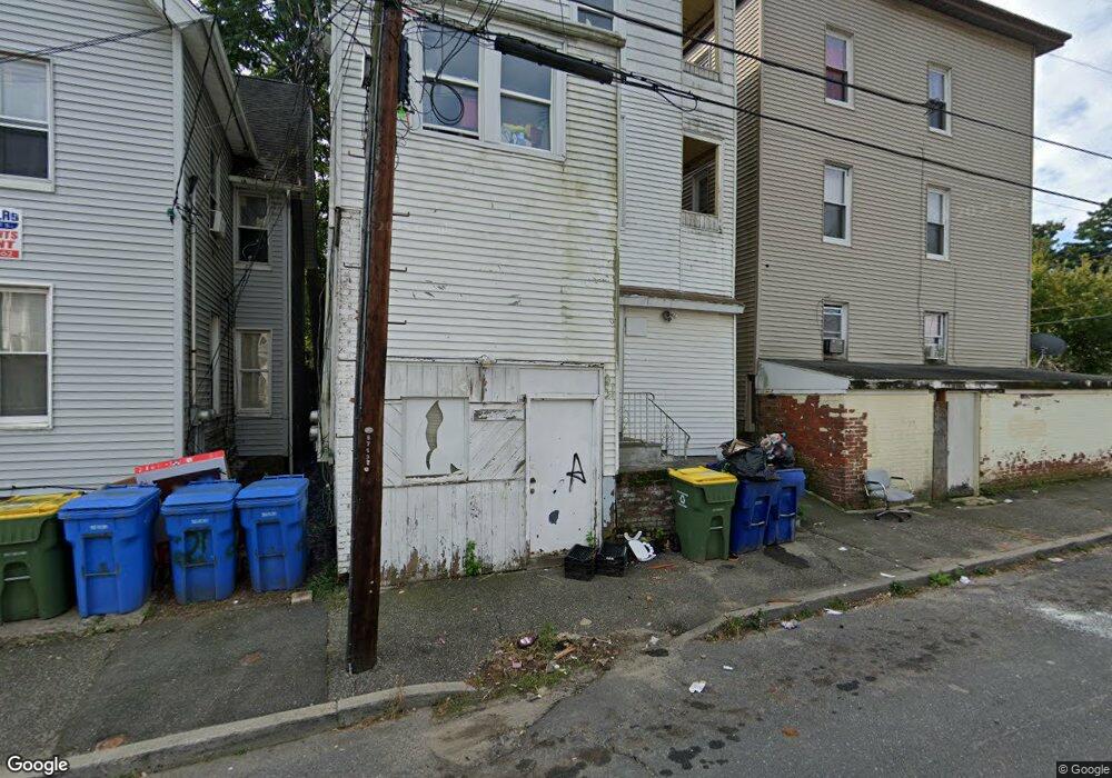 25 Green St, Waterbury, CT 06708 - photo 1