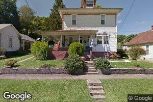 419 James St, Mannington, WV 26582