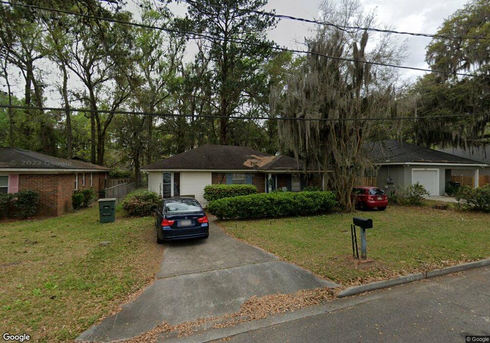 2427 Bon Air Dr, Savannah, GA 31406 - photo 1