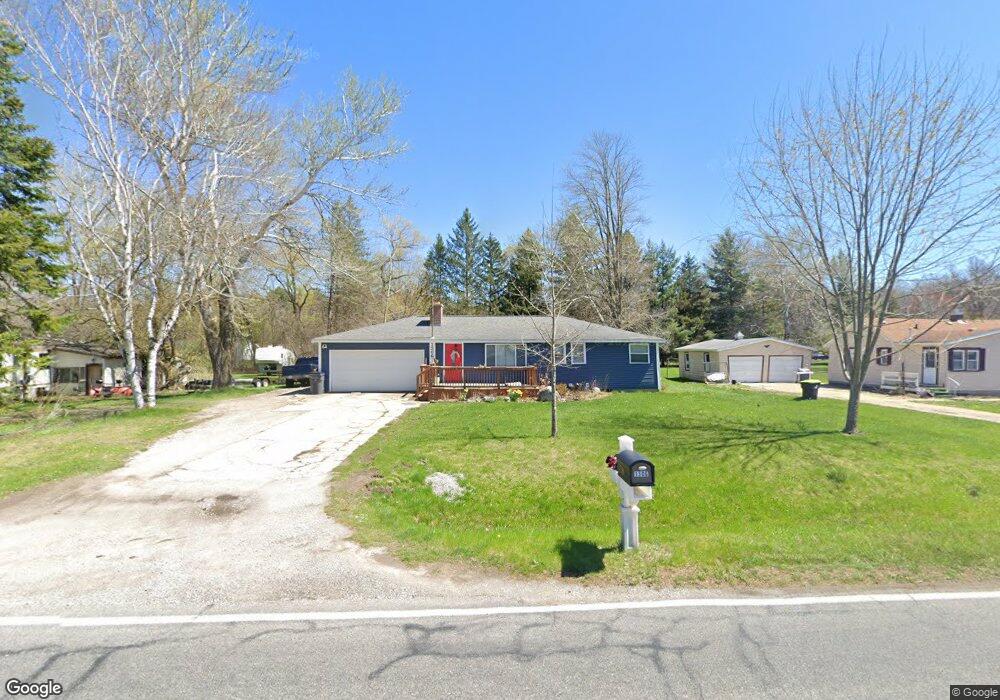 1306 Sandow Rd, Midland, MI 48640 - photo 1