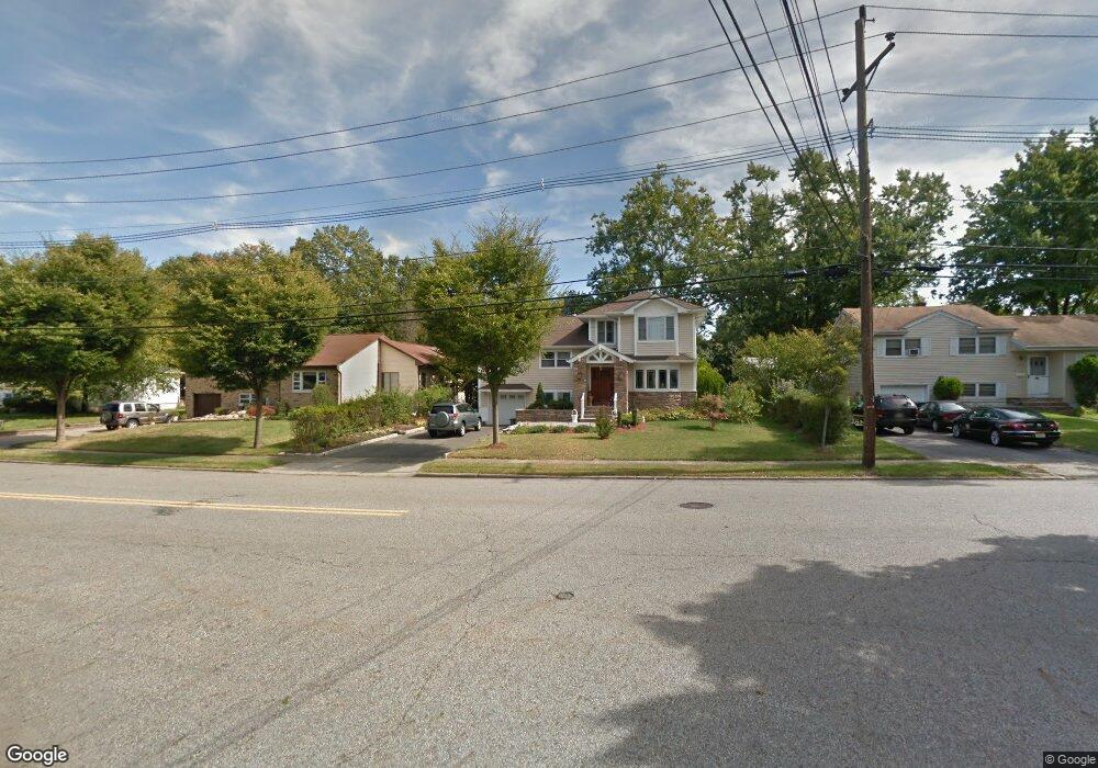 730 Highland Ave, Paramus, NJ 07652 - photo 1