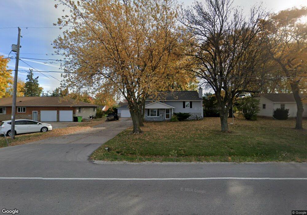 N9624 N Coop Rd, Appleton, WI 54915 - photo 1
